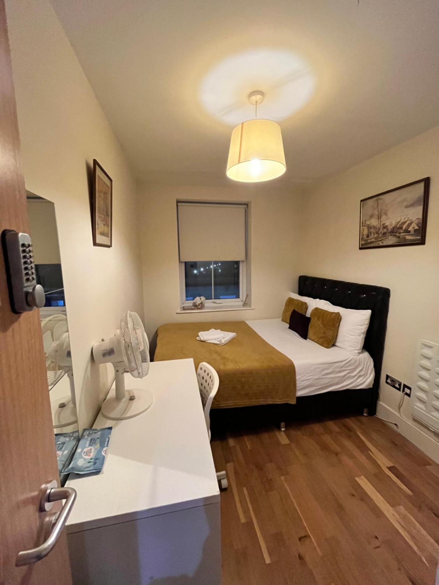 Metropolitan Coziness Private Bedrooms In Euston Station 161 Pensión Londres
