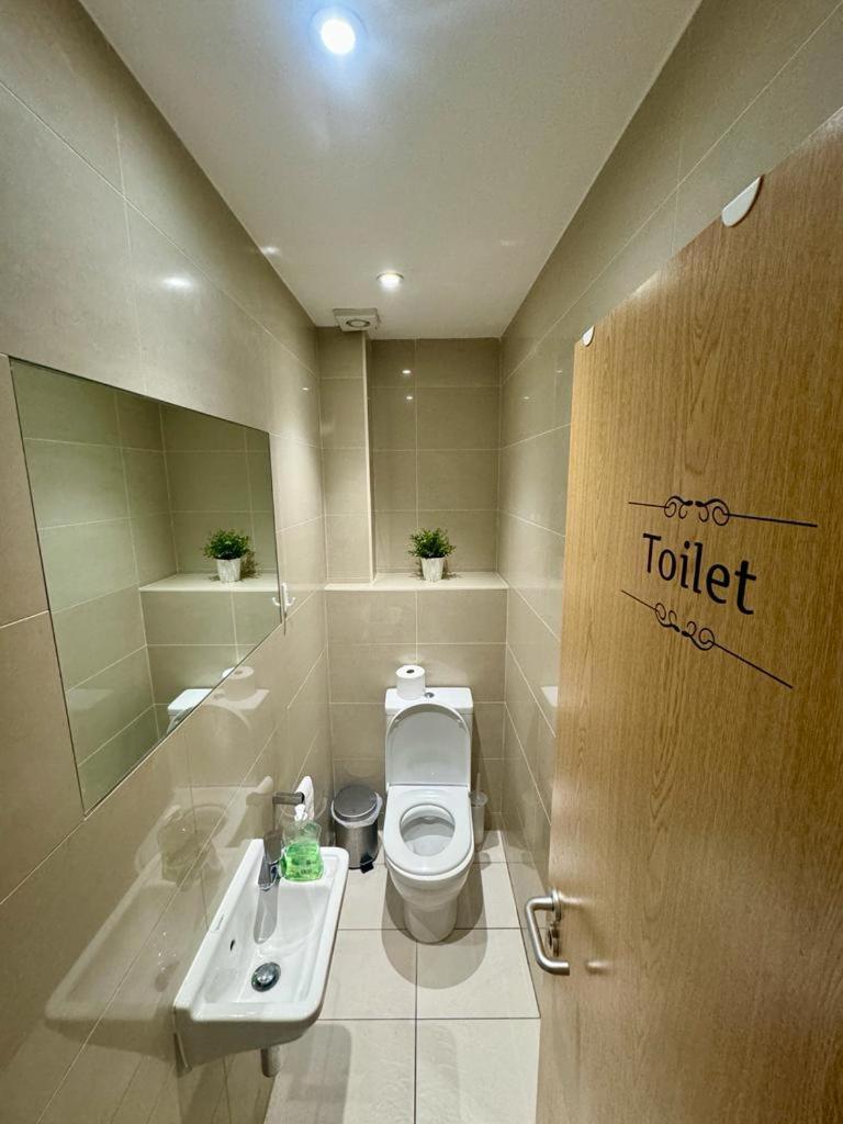 Metropolitan Coziness Private Bedrooms In Euston Station 161 Pensión *