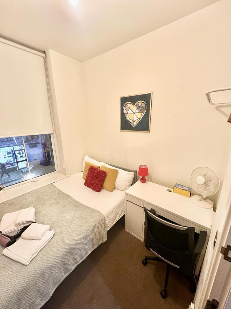 Pensión Metropolitan Coziness Private Bedrooms In Euston Station 161 Londres